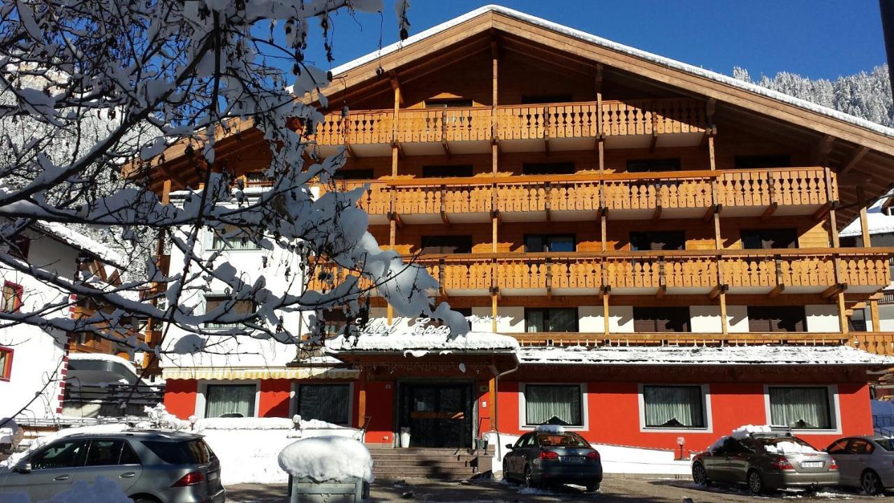 Hotel Engel Canazei Eksteriør bilde