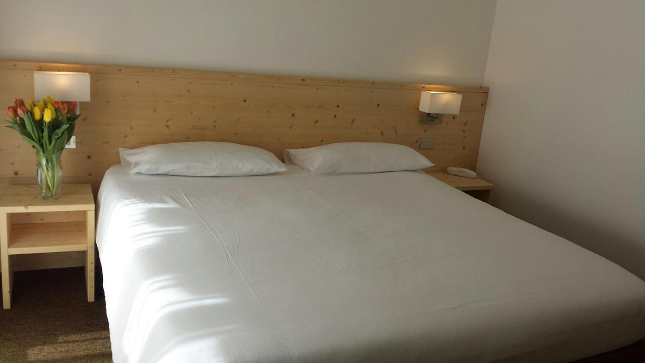 Hotel Engel Canazei Eksteriør bilde